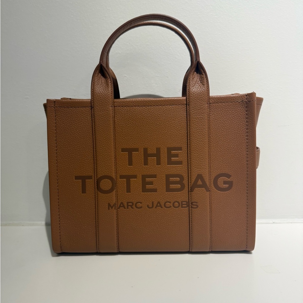 NWT Marc Jacobs The Tote Bag medium leather argan oil